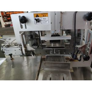 Semi Automatic Paper Napkin Serviette Tissue Plastic Bags Packing Machine