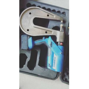 Multi-functions riveting system riveting gun