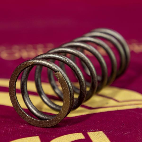 810W97602-0893 HD469-2406011 FOR howo sitrak c7h t5g MCY11/2/3 MCP16 shacman hande TGX Differential lock springX ALEX PARTS bush