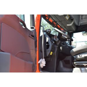 Cummins Engine 2024 Sitrak G7 Heavy Truck 6*4 Left Hand Driving 6x4 Euro V 430HP