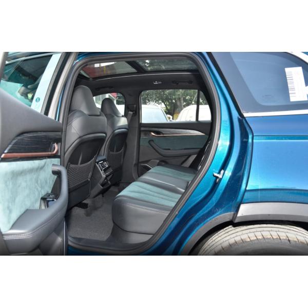 Manjaro Geely Xingyue L 2.0TD Power Automatic Two-Drive SUV with 5 Seats and 2 Airbags