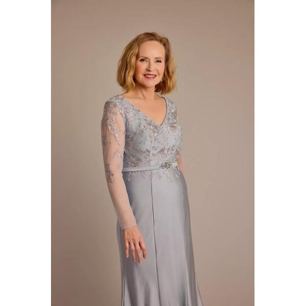 Sexy Illusion Long Sleeves Appliqued Mermaid Plus Size V-neck Silver Satin Mother Of The Bride Dress