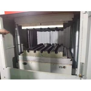 Automatic Air Spring Vulcanizing Machine with Multi-station Alternating and