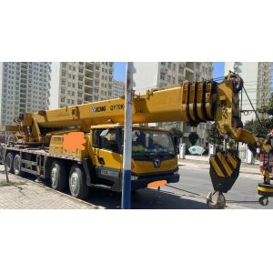 Heavy Machinery 2013 Xg Used Truck Crane with ISO9001 Certification and 4 Shafts