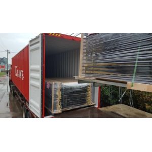 2400mm length Crimped spear metal garrison fence supplier