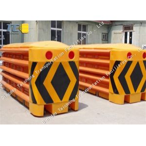 Yellow Highway Crash Cushion Barrier Anti Impact 2560mm X 1220mm X 900mm