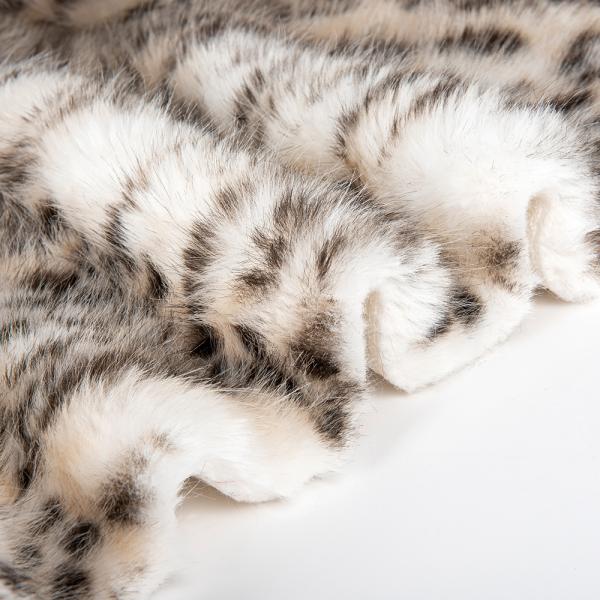 Non-Conducting Tricot Knitted Leopard Print Faux Fur Fabric for 2024 Garments