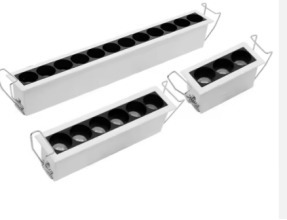 China Adjustable CCT Focus Anti Dazzle LED Grille Spotlight Recessed Down Lights For Office on sale