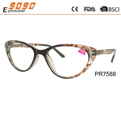 Buy Cat eye reading glasses with plastic hinge ,pattern in the frame and temple at wholesale prices