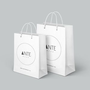 Foldable Wedding Custom White Paper Bags 200gsm Varnishing Surface Handling