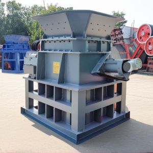 Quality High Manganese Steel European Version Jaw Crusher Capacity 1 to 2200 Tons Per Hour Hydraulic or Mechanical Discharge Opening Adjustment for sale