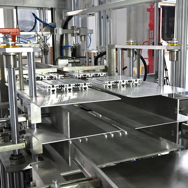 Buy 30bags/Min PE Precast Bag Paper Roll Packing Machine For Tissue Paper at wholesale prices