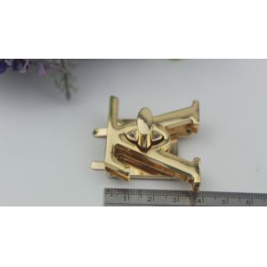 High polished zinc alloy gold plated V letters handbag twist lock