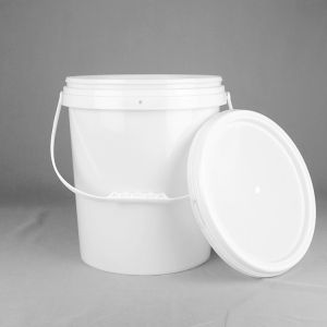 Round BPA Free Food Safe 4 Gallon Plastic Bucket With Plastic Handle