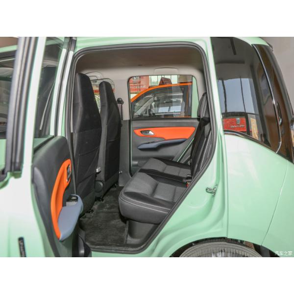 The Chinese-made five-door four-seat new-energy mini hatchback Punk Duoduo has a range of 175 kilometers used car