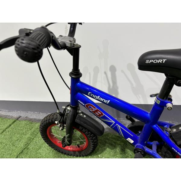 Lightweight Kids Bikes With Front Suspension And Non Slip Pedals