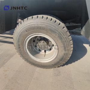 White HOWO Military Truck 4X4 For Soldier Transport