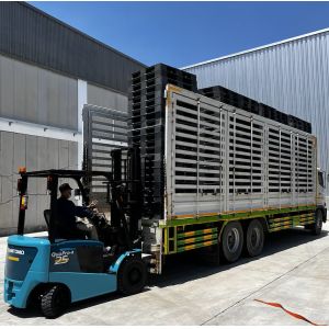 Food Grade Plastic Pallets Epp Foam Pallet For Refrigeration Storage