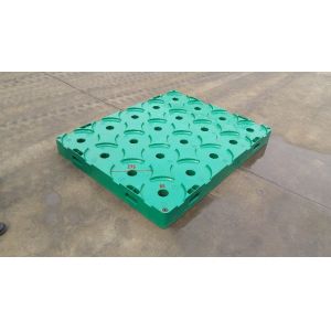 5 gallon water bottles racking storage plastic pallet