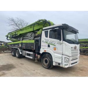China ZOOMLION 50M Concrete Pumps with 49.3M Maximum Cloth Height on sale