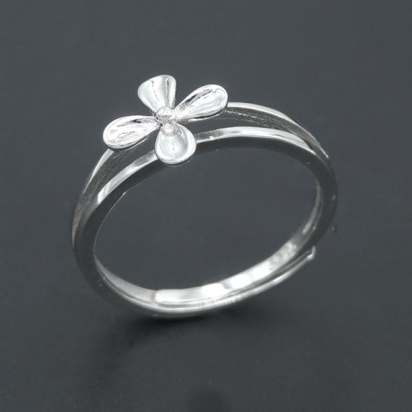 Flower Shape Silver Cubic Zirconia Rings Minimalist Style Pure 925 Silver For