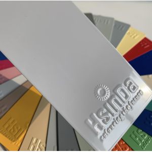 China RAL7035 Light Grey Gloss Polyester Powder Coating Paint on sale