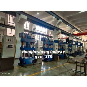 Q235 Back Brake Pad Plate Vulcanizing Press 300 Ton 30KW