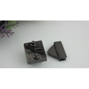 2019 New Products Zinc Alloy Light Gold Metal Thumb Catch Bag Push Locks