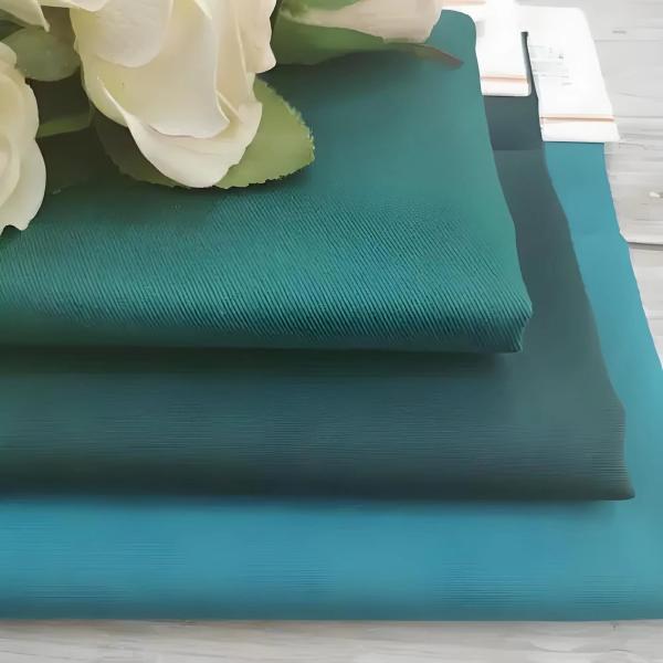 Whosale 40-60GSM 63D*63D Polyester Lining 210T Taffeta Fabric with Customized Color