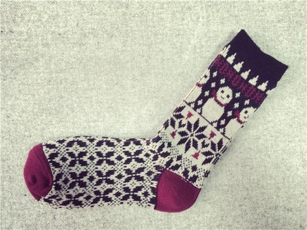 Buy Unisex classic christmas snowman design winter acrylic thick wearing socks in high quality at wholesale prices