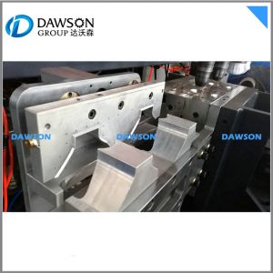 1L S136 Plastic Bottle Mould Auto Deflashing 2 Cavities HDPE Blow Molding