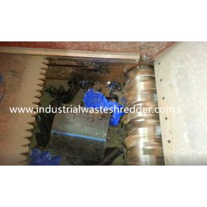 XR600 PP PE PipesSingle Shaft Shredder 30KW Rotating Speed 75RPM