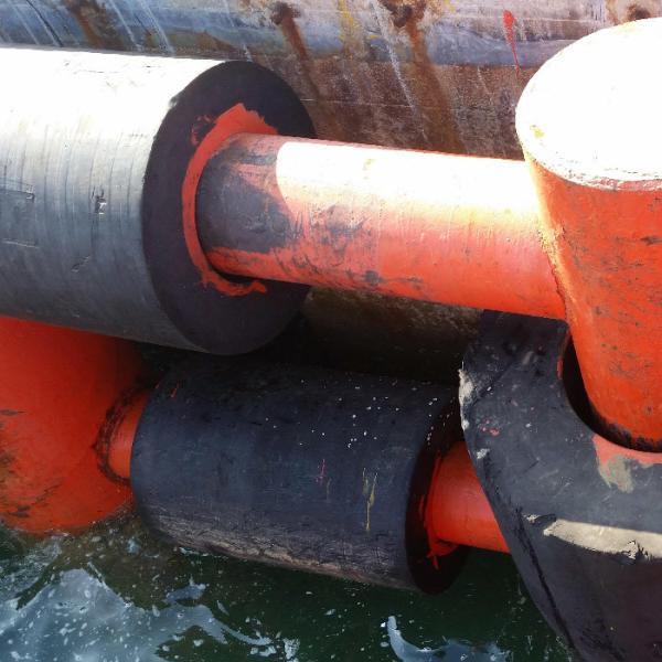 Ship Cylindrical Marine Fenders Dock Rubber Fender Tug Boat Fender
