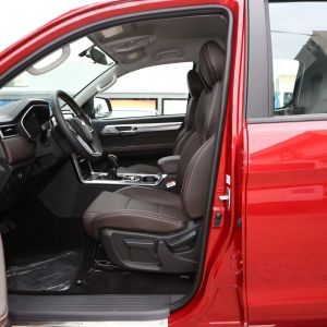 2023 2.0T Manual Diesel Four-Drive Pickup with 5 Seats and 4 Doors Turbocharged