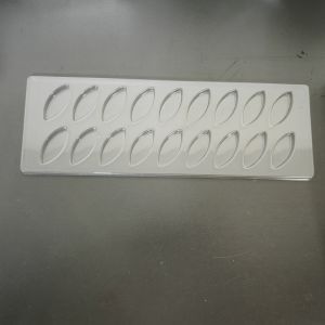 Customized rectangle disposable plastic transparent PET 18 cavity chocolate