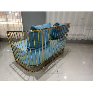 Stable No Shaking 123cm 76cm Wrought Iron Settee