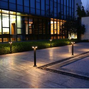 5W Rechargeable Solar Garden Light