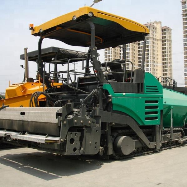 XCMG Asphalt Concrete Paver RP756 Road Construction Machine 7.5m Paving Width