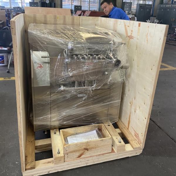 High Pressure Homogenizer 1000kg CIP For Lubricating Oil L-HM100 OR Mobil SHC627 ISOVG100
