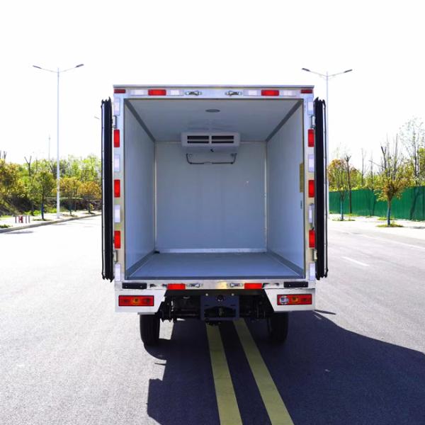 4X2 New Model FOTON Mini 3 Tons Refrigerated Truck Freezer Van Refrigerator Truck Wagon