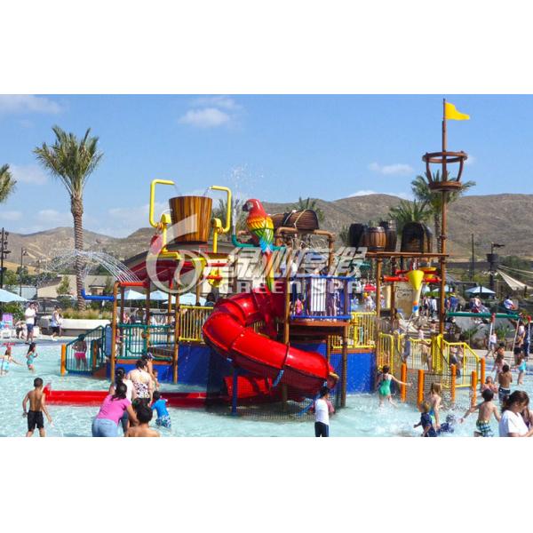 Giant Water House Aqua Playground Platform for Family Fun with Spiral Water