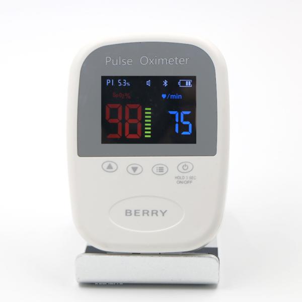 Digital OLED Display Handheld Pulse Oximeter 30-250bpm 150*90*26mm 8 Hours