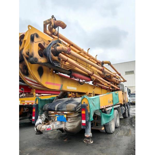 Used Concrete Pump Truck Total Weight 42870kgs on a Mercedes Benz Xc Mg 56 M with Parts