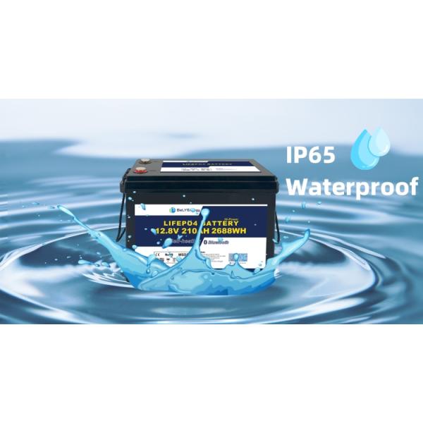 Long Cycle Life Peak Discharge 260A Lithium 12V 210Ah LiFePO4 Battery Pack For RV