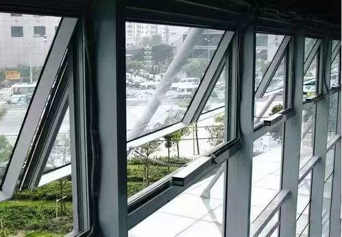 Buy Fluorocarbon Spray Aluminium Glass Windows for Durable Construction at wholesale prices