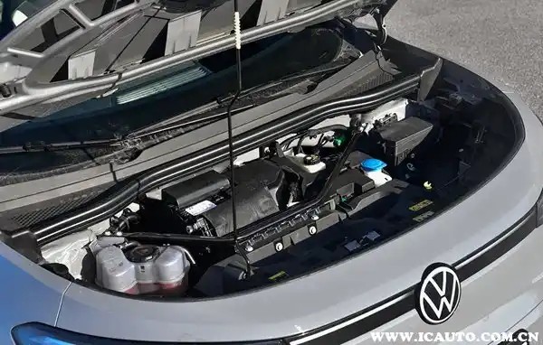 4592*1852*1629 YMF 2022 Vw Id4 Crozz Electric Car with Unipolar Reducer Transmission