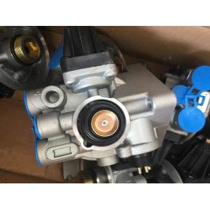 China 4801020140 Trailer Spare Parts Trailer Brake Valve Aluminum Material on sale