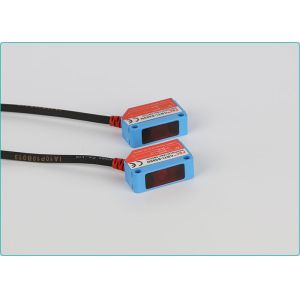 31*31mm Square 5m Through beam Photoelectric Sensor PNP NO 3 Wires 12 Volt