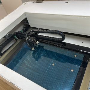 China Daqin Screen Protector Laser Cutting Machine With Cutting Precision 0.01mm For Fast And Accurate Production on sale