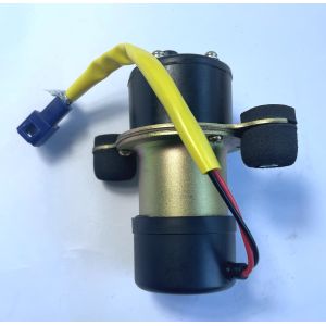 Truck Parts Electric Fuel Pump 15100-77300 UC-V6B